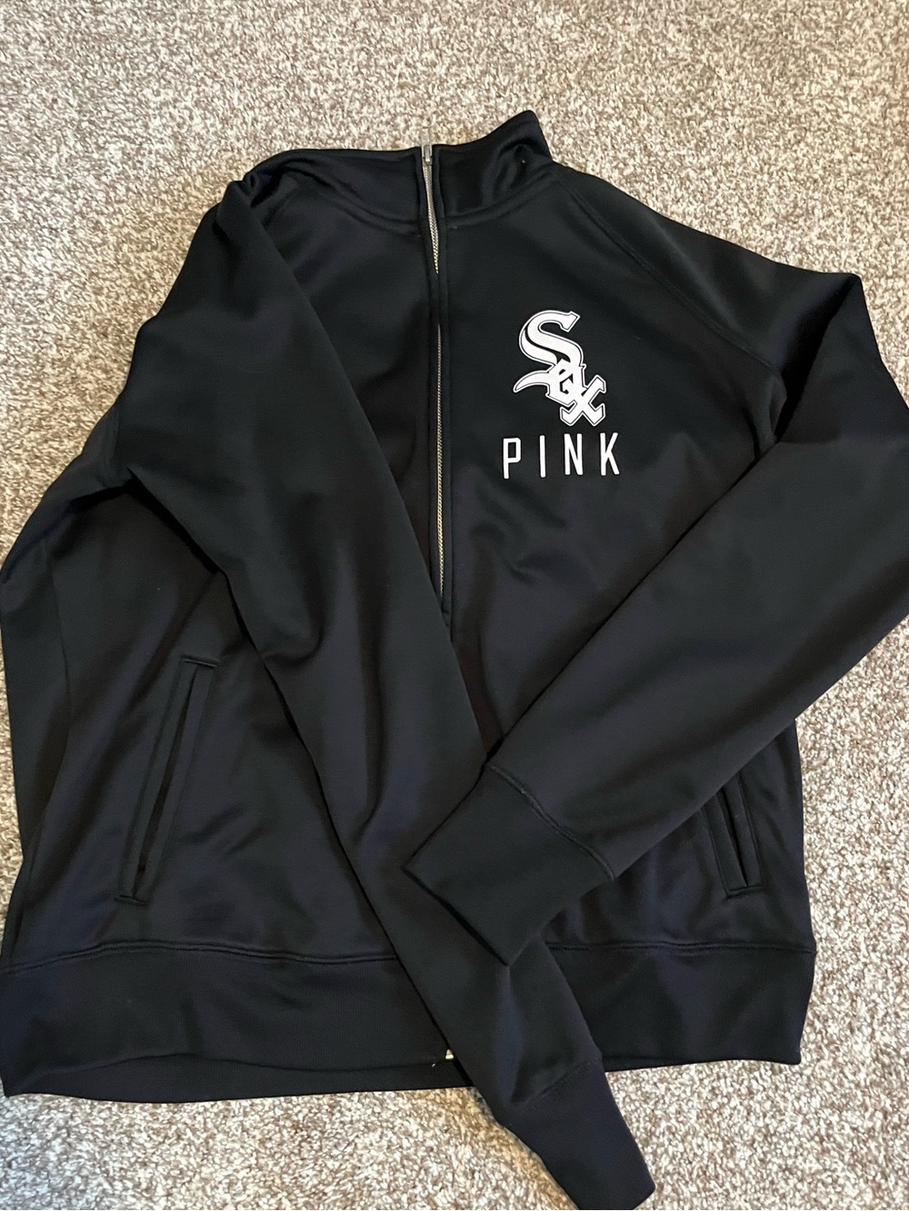 PINK Victoria's Secret White Sox Fleece Top Zip Up Sweatshirt. Size large. EUC.